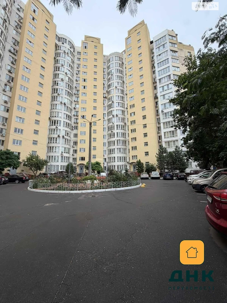 Продажа Квартира Середний Фонтан