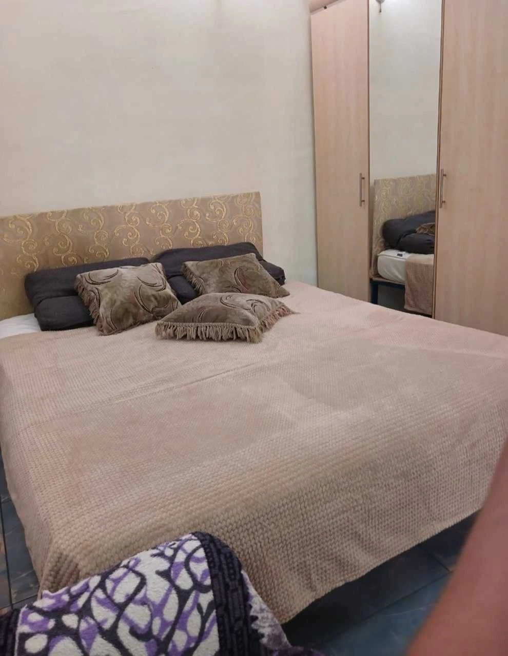 For Sale: Independent 1-bedroom apartment on Ataman Street
