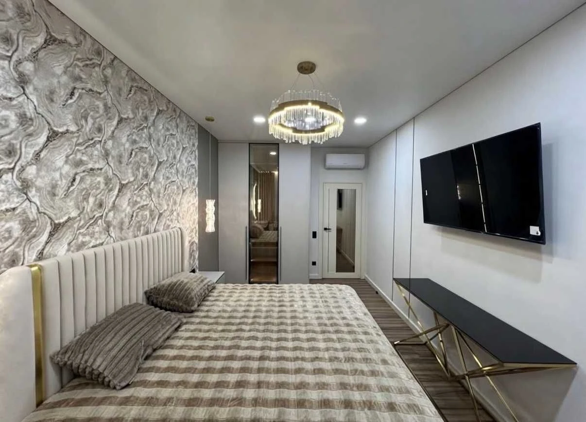 New 2-bedroom apartment kitchen-living room + 2 bedrooms in KADORR CITY!