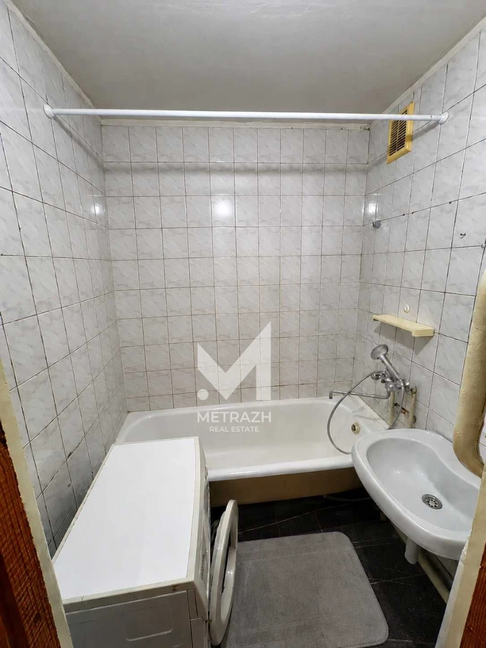69476 | Продається 1-кімнатна квартира на Алексеївці (в 7-му мікрорайоні