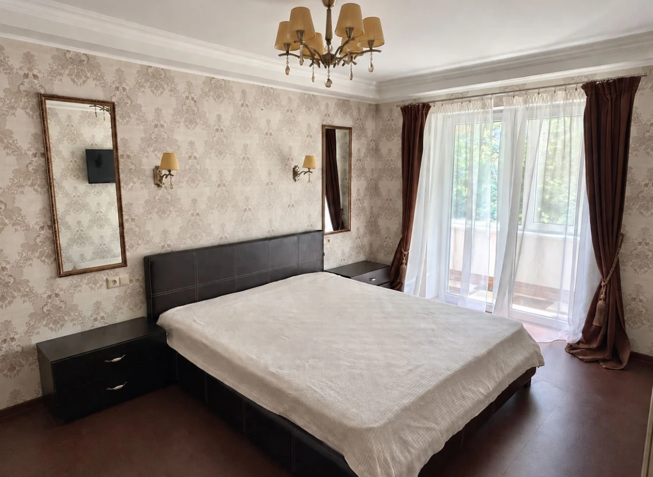 Sale of a 3-room apartment, Polytechnic Institute, in Шевchenkivskyi