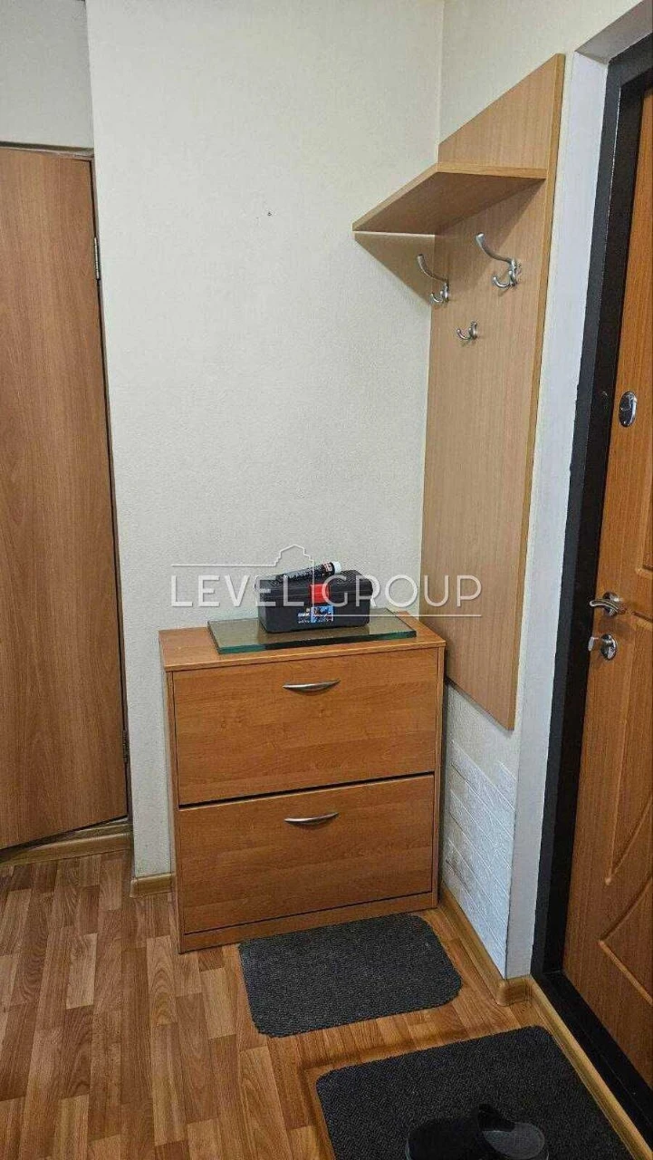 Продам 2 кімнатну квартиру 45м2 вул Санаторна 18 Дарницький