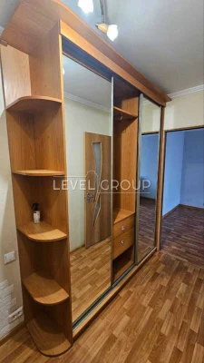 Продам 2 кімнатну квартиру 45м2 вул Санаторна 18 Дарницький