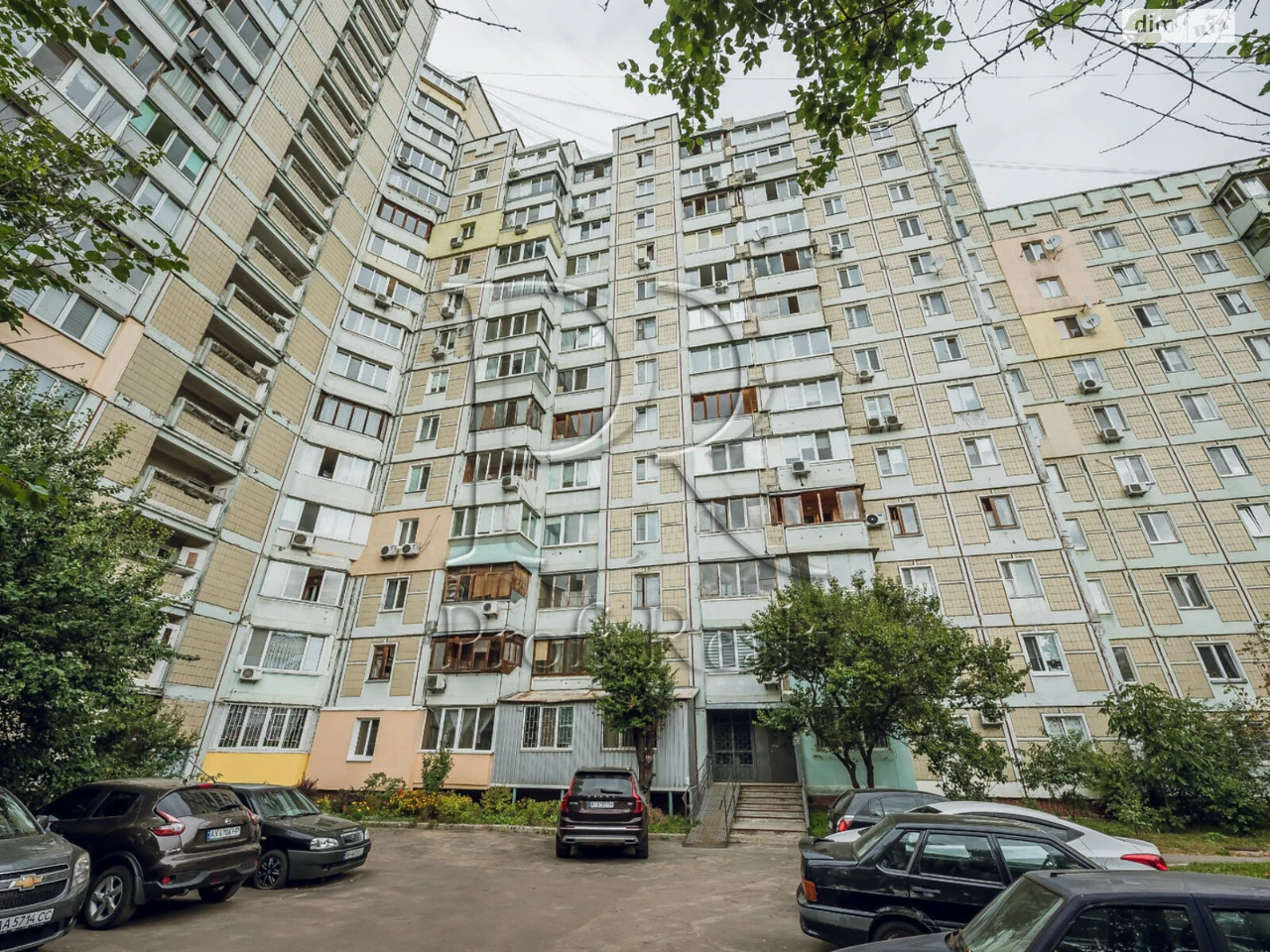 Продається Квартира в Святошинському