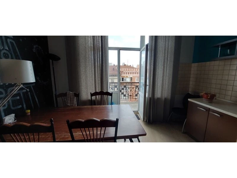 Квартира 193,2 м² у центрі Києва — стартову ціну знижено на