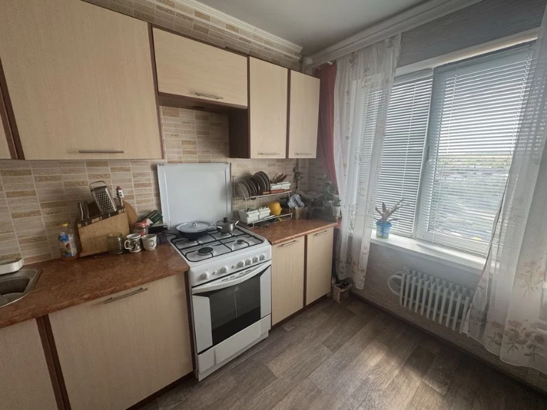 Продам 2 квартиру на Осипенковском