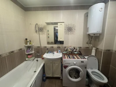 Продам 2 квартиру на Осипенковском