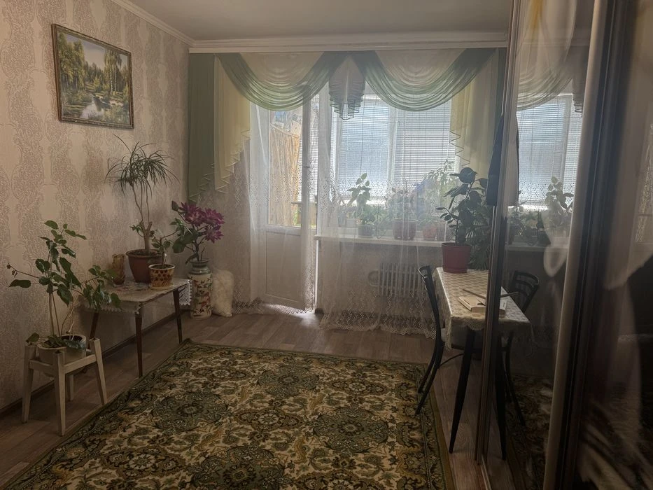 Продам 2 квартиру на Осипенковском