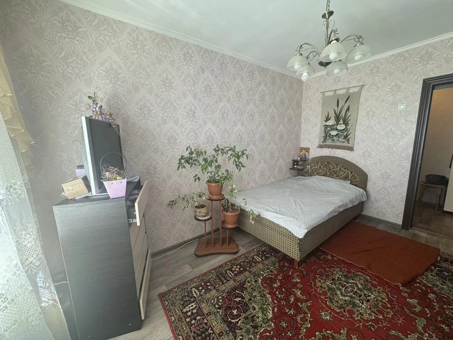 Продам 2 квартиру на Осипенковском