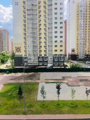 Продаж 1 кімнатної квартири Гмирі 22б Позняки Осокорки 36,6м