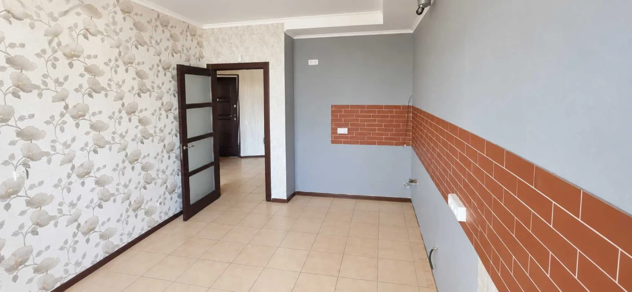 * Світла 1-кімнатна квартира по вул. Єлизавети Чавдар, 1 мет