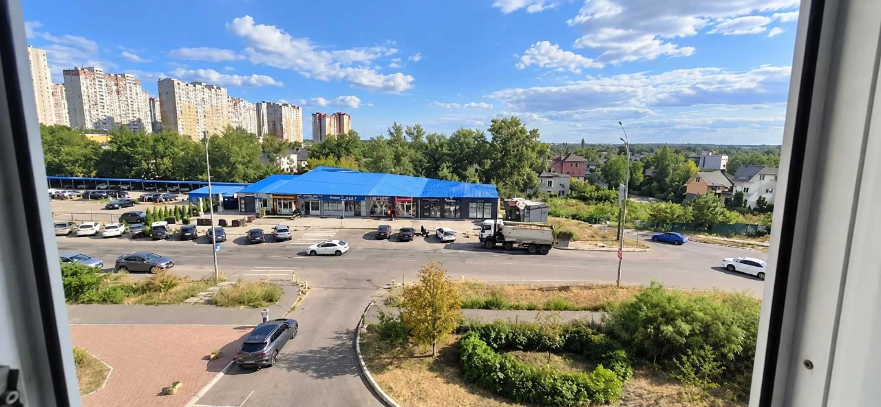 * Світла 1-кімнатна квартира по вул. Єлизавети Чавдар, 1 мет