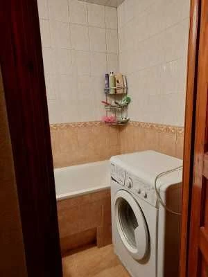 Трехкомнатная квартира на Королева, четвертый этаж