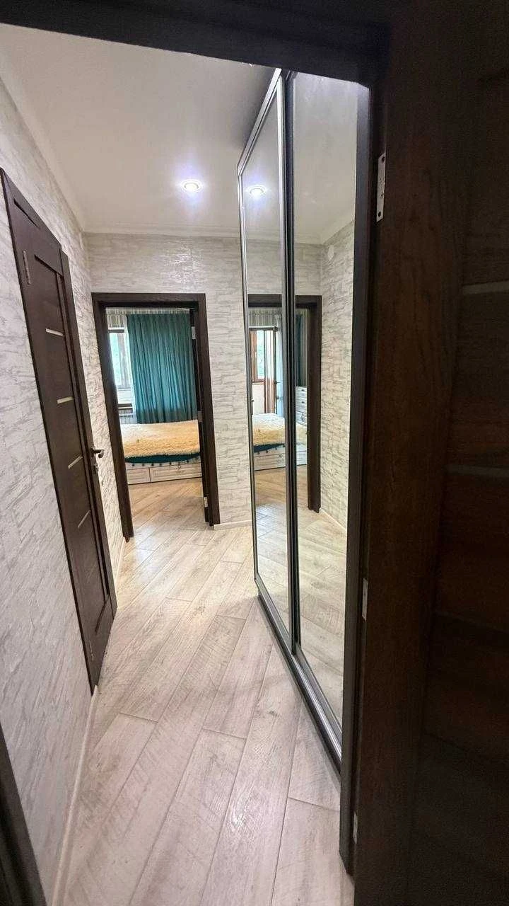 Продам 3 комнатную квартиру с ремонтом и мебелью на Вильямса