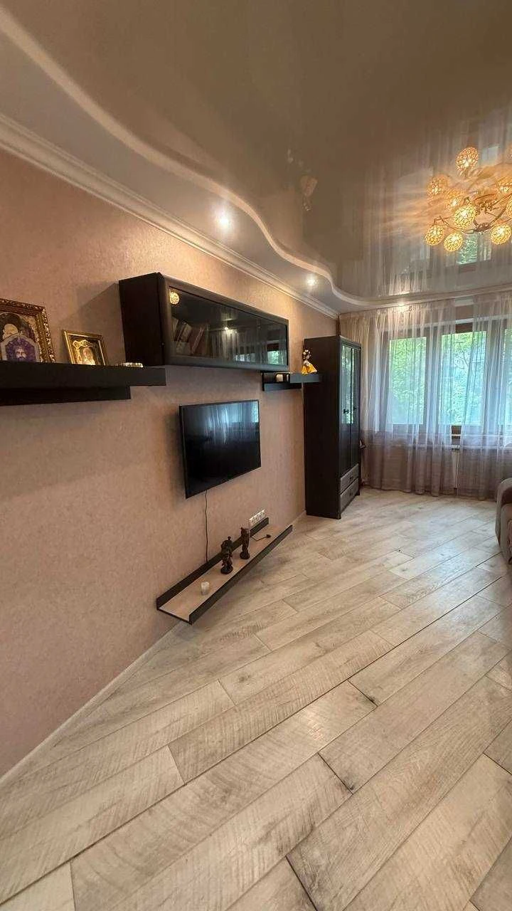 Продам 3 комнатную квартиру с ремонтом и мебелью на Вильямса