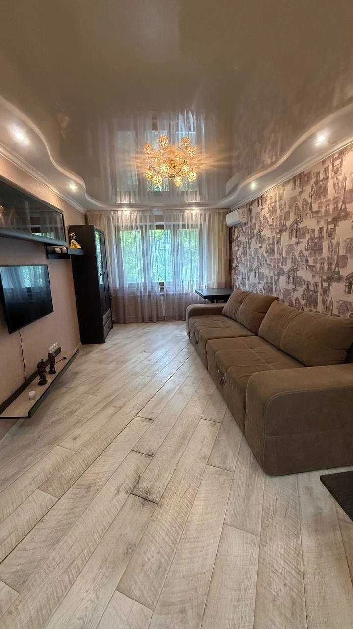 Продам 3 комнатную квартиру с ремонтом и мебелью на Вильямса
