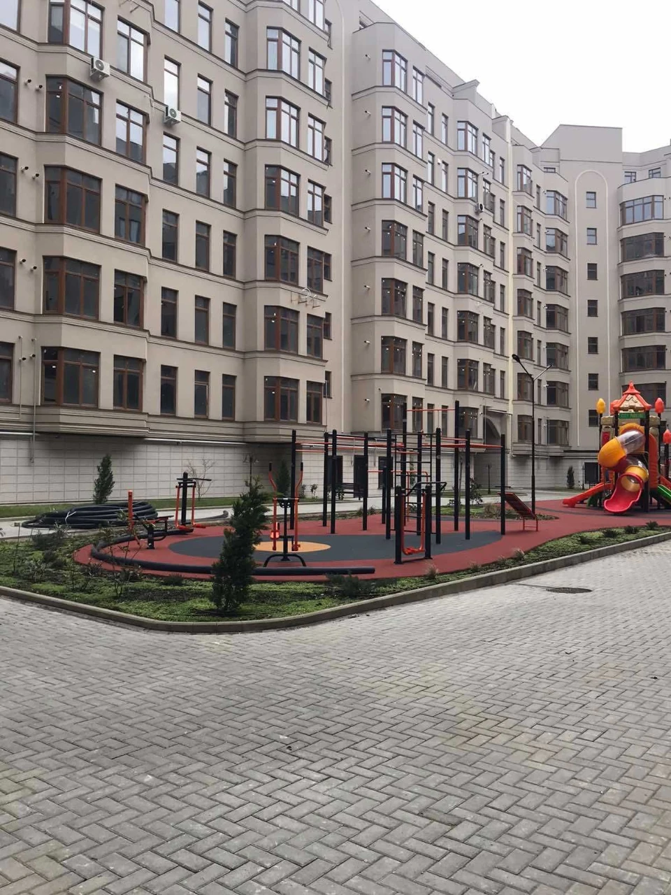 Продам 1 ком квартиру с евроремонтом. 500 м к Морю
