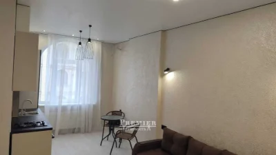 Продам 1 ком квартиру с евроремонтом. 500 м к Морю