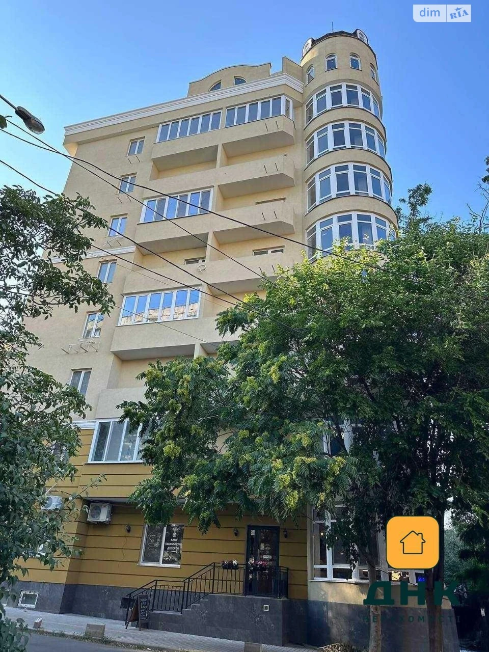 Продажа Квартира Приморский