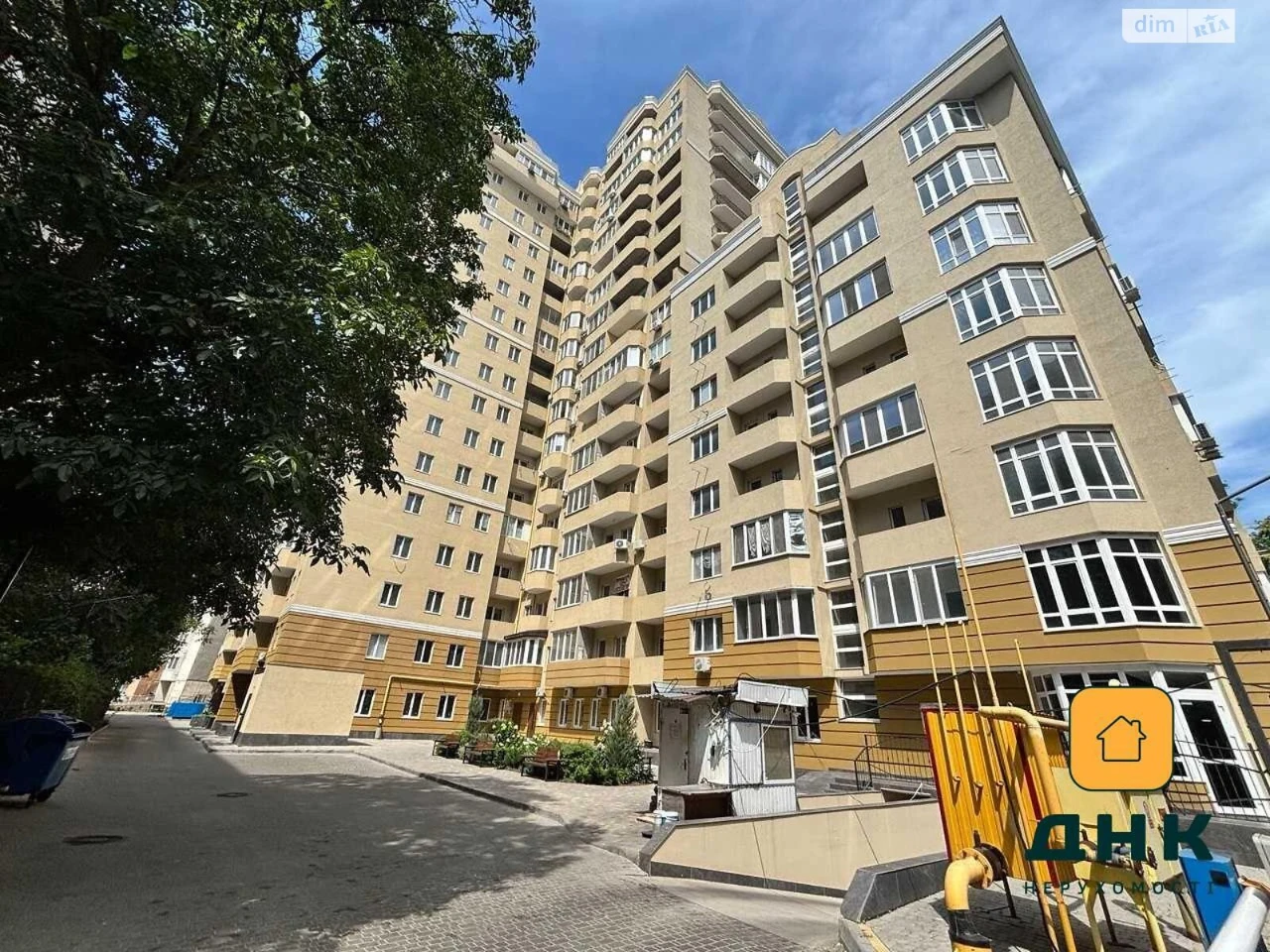 Продажа Квартира Приморский