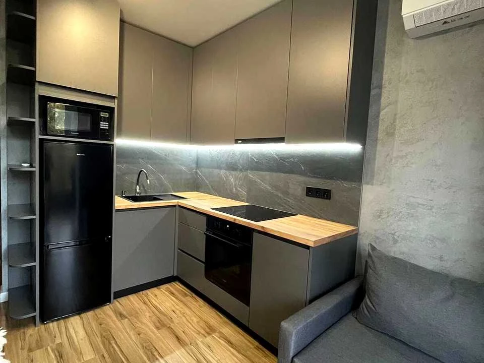 Apartment. Ivano-Frankivsk, Yuliana Zelevych st.