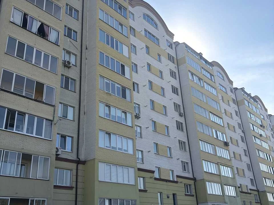 Квартира. Івано-Франківськ, вулиця Василя Стуса