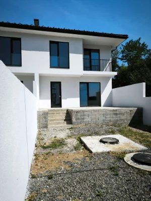 Cottage (Lower Cherveni)