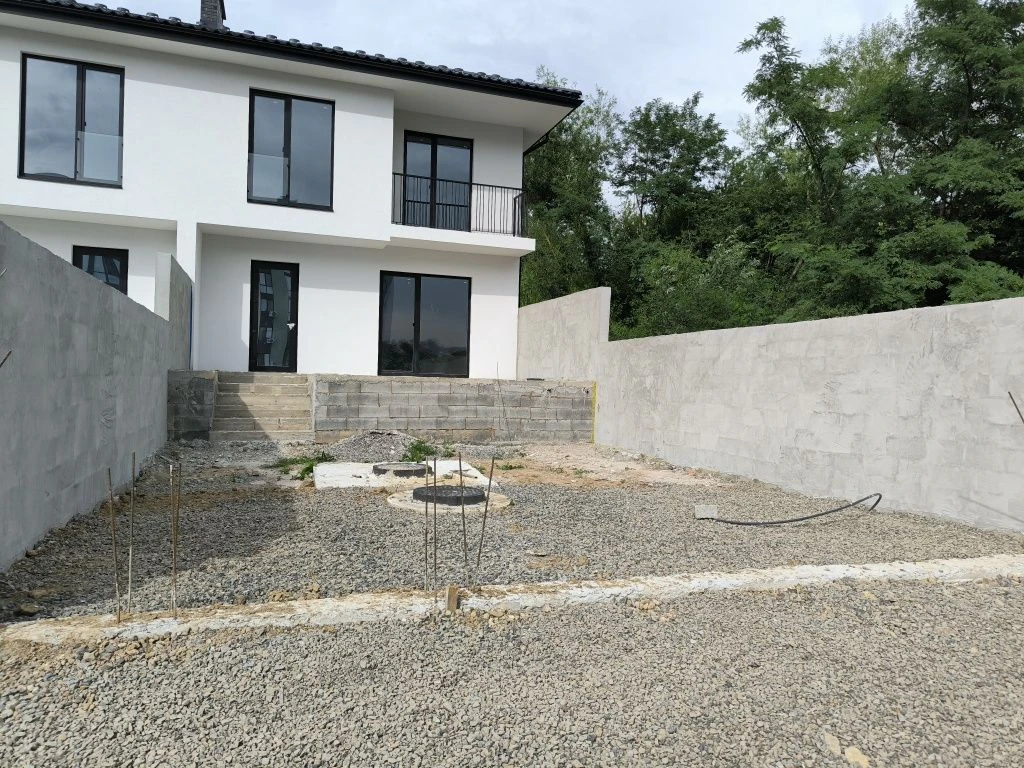 Cottage (Lower Cherveni)