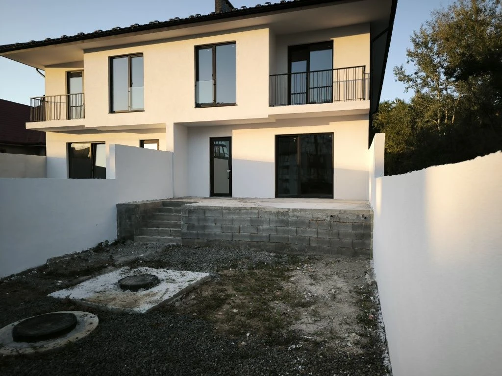 Cottage (Lower Cherveni)