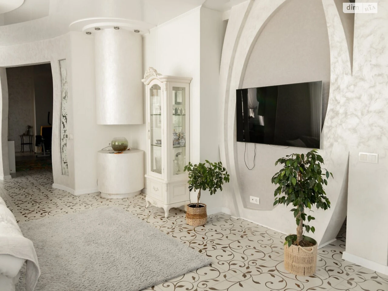 Penthouse Apartment for Sale - Center Location