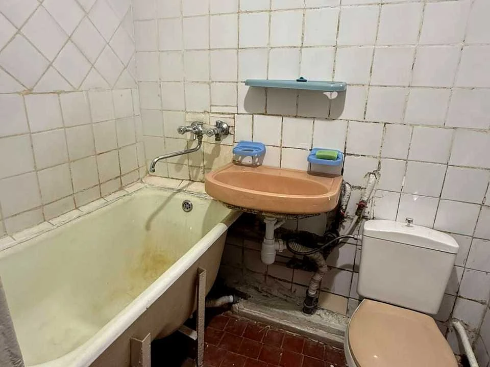Apartment. Riven, Vodinska st.