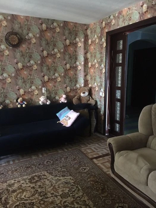 For sale or rent, 3-bedroom apartment in Korabelny district