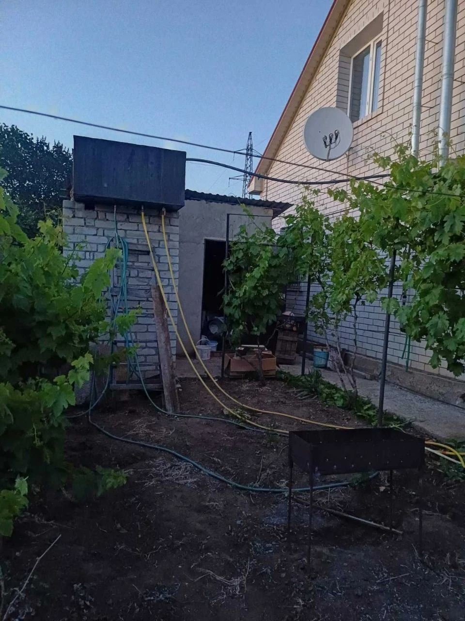 For Sale: Cottage (Residential House) with Address, "Zorka"