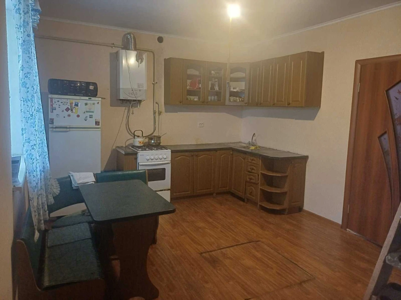 For Sale: Cottage (Residential House) with Address, "Zorka"
