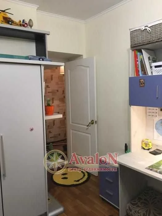 4-х комнатная квартира в кирпичном доме на Бочарова!