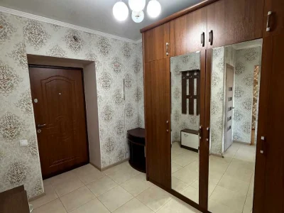 Квартира. Луцк, улица Дмитрия Иващенки