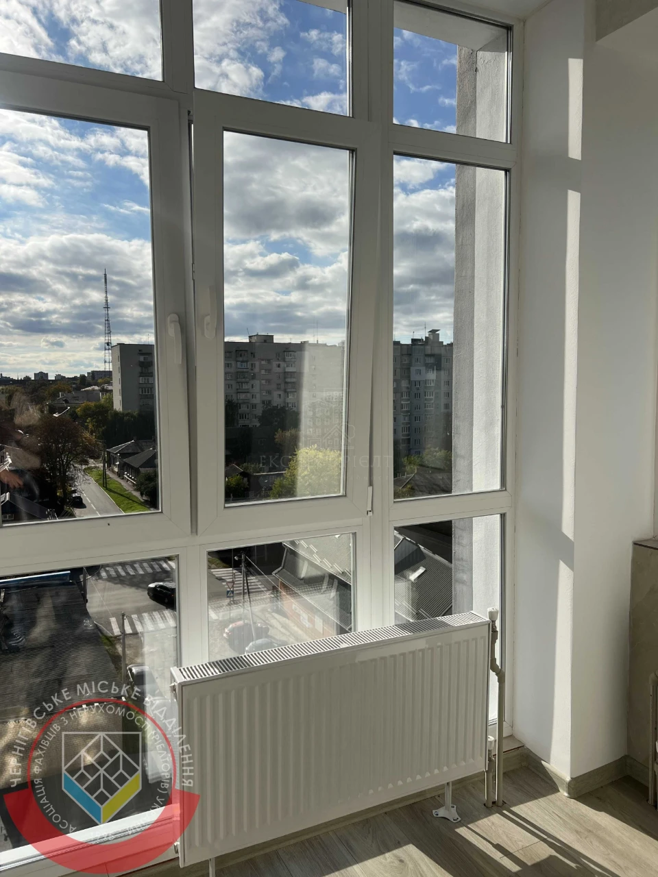 For Sale: Luxurious 1-bedroom apartment with fresh renovation