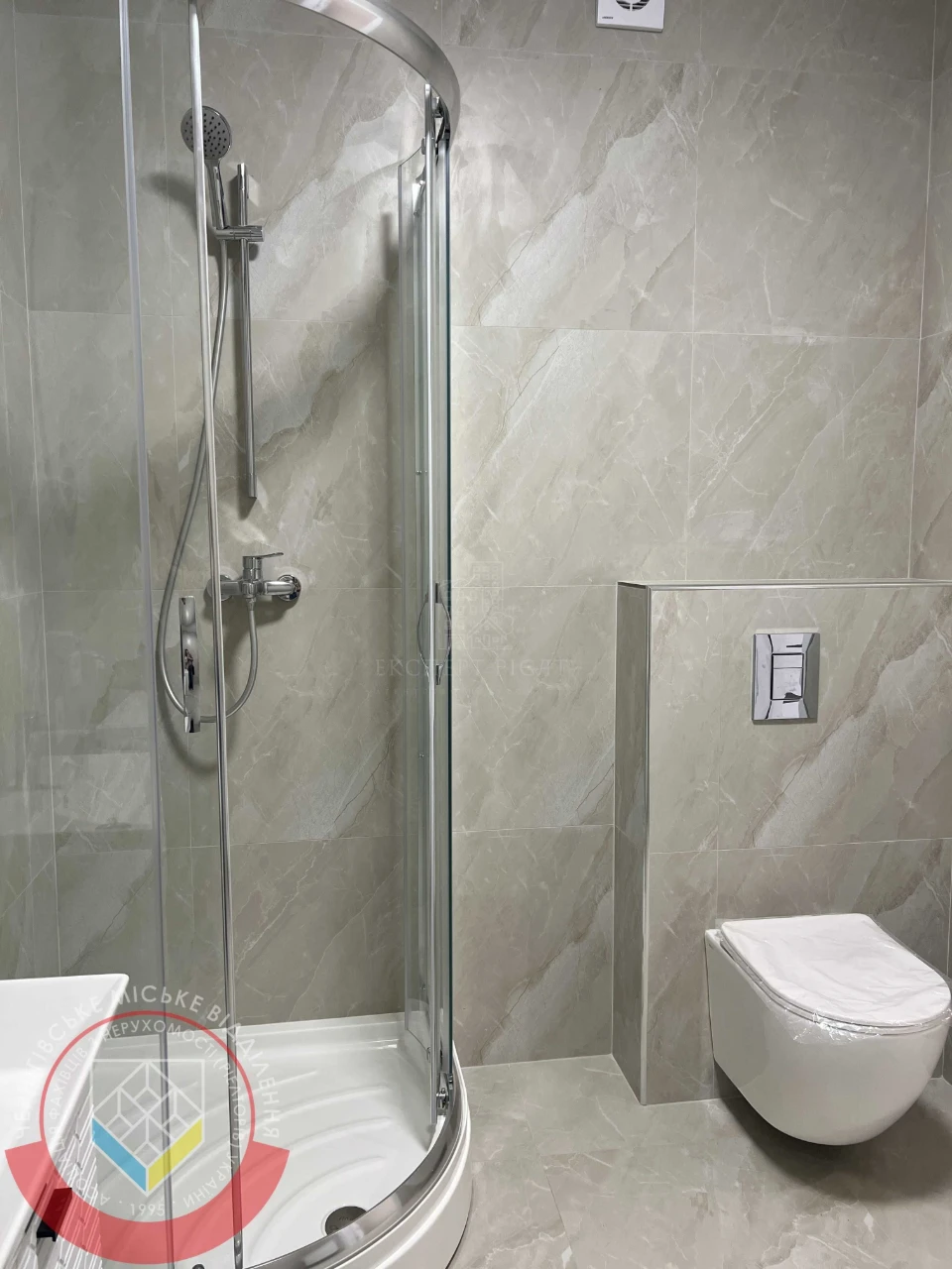 For Sale: Luxurious 1-bedroom apartment with fresh renovation