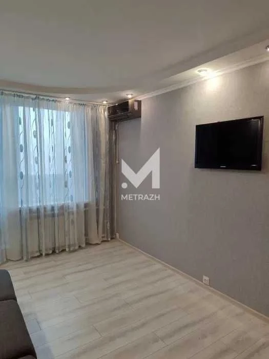 90901 | For Sale | 1-bedroom apartment near Алексеевка metro
