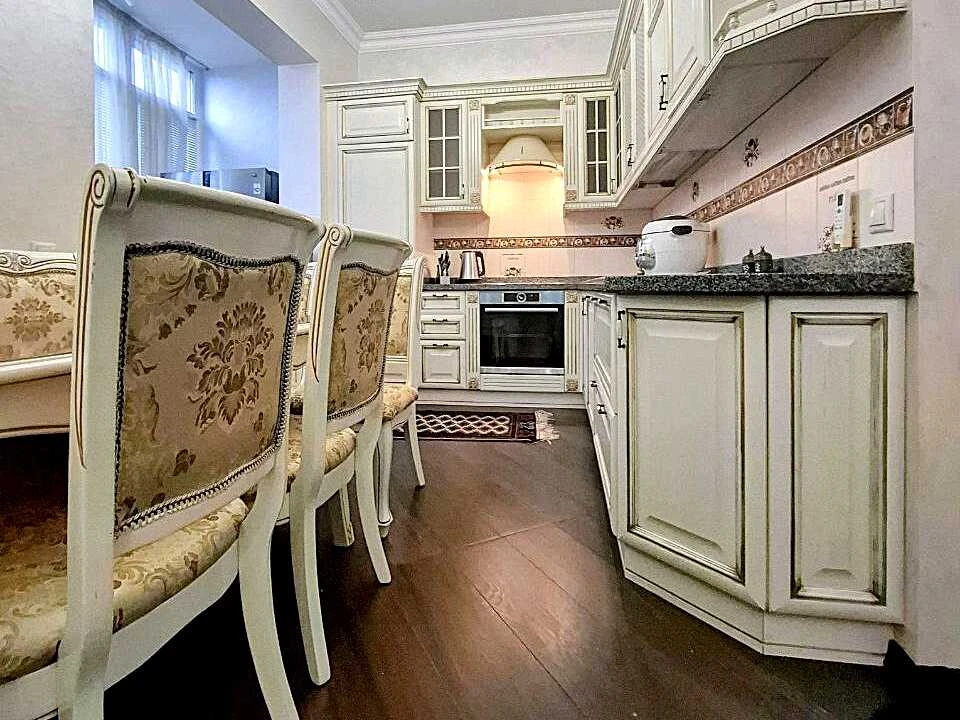 Apartment. Zhambyla Zhabaeva Street, Kyiv