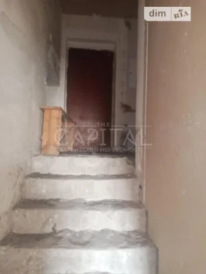 Продаж 3к квартири 125 кв. м на вул. Саперно-Слобідська 8 •