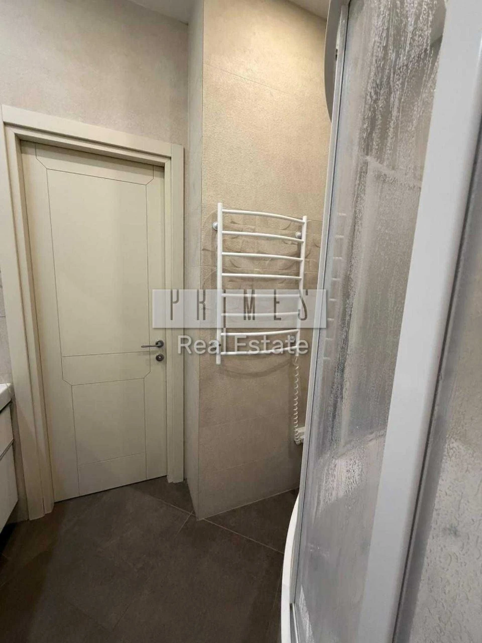 4-room apartment in residential complex "French Quarter 1" 109.2 sq.m.