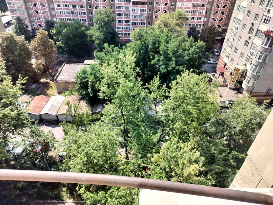 Apartment. Borshchagivska Street, Kyiv