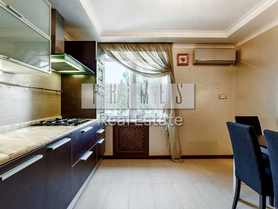 Apartment for Sale | Sim'yi Idzikovskikh st.