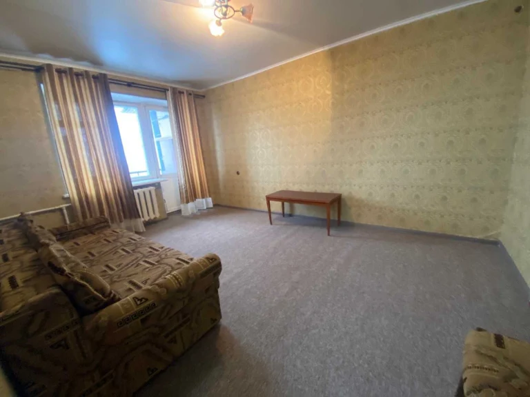 For Sale 3-room apartment, Kanatna Street