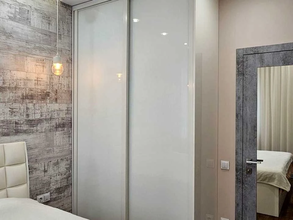 Apartment. Dnipro, Postovaya st.