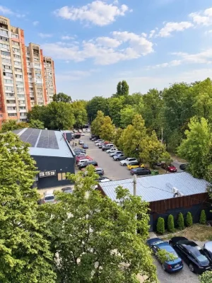 Продається 3-кімнатна квартира, ЖК "Тополь 1", 48 секція