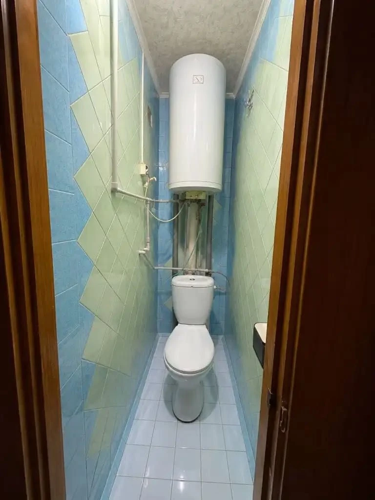 Продається 3-кімнатна квартира, ЖК "Тополь 1", 48 секція