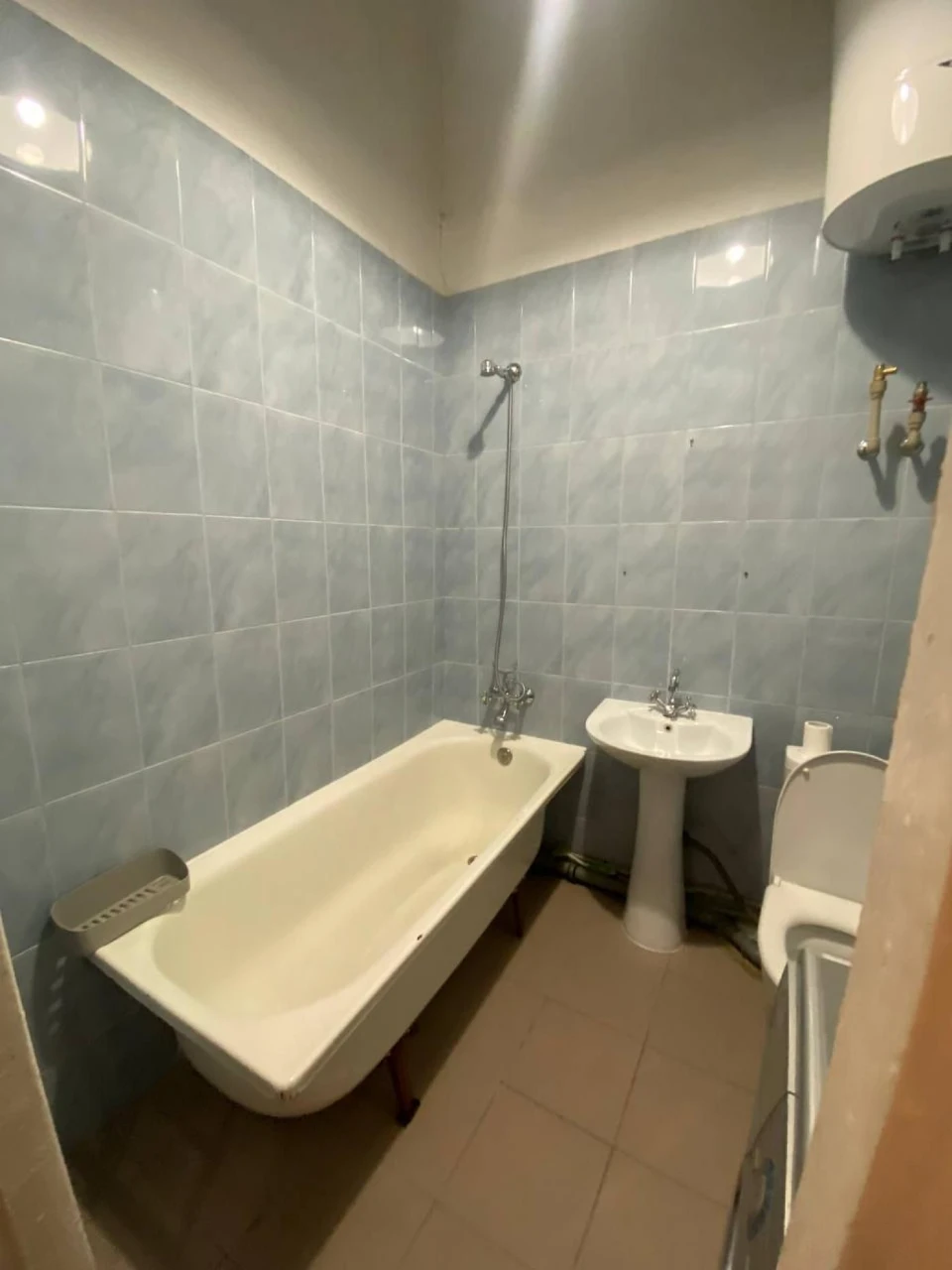Продам 1 кв Сталинка 2 эт. Староказацька, Комсомольская возл