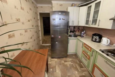 Продам 1-к квартиру низ  пр.  Александра Поля (Кирова)